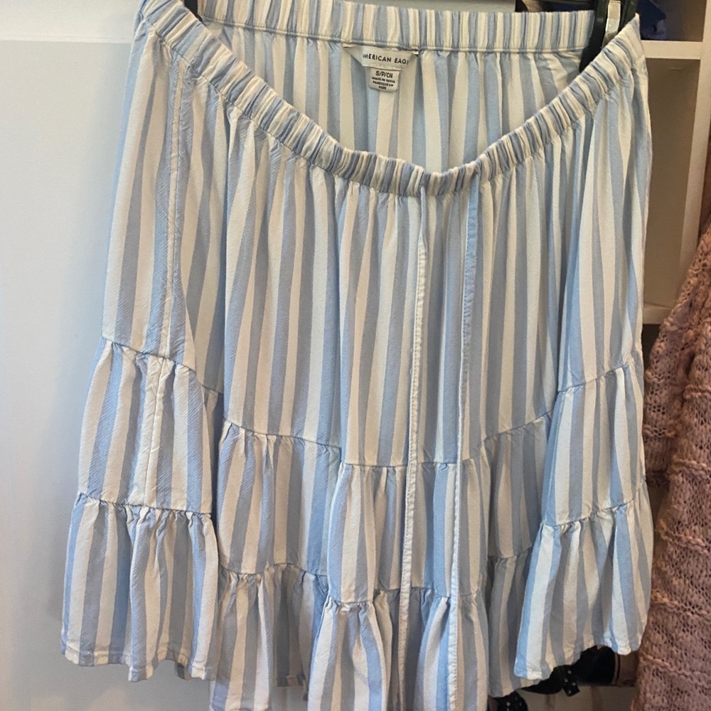 American eagle blue striped flowy skirt